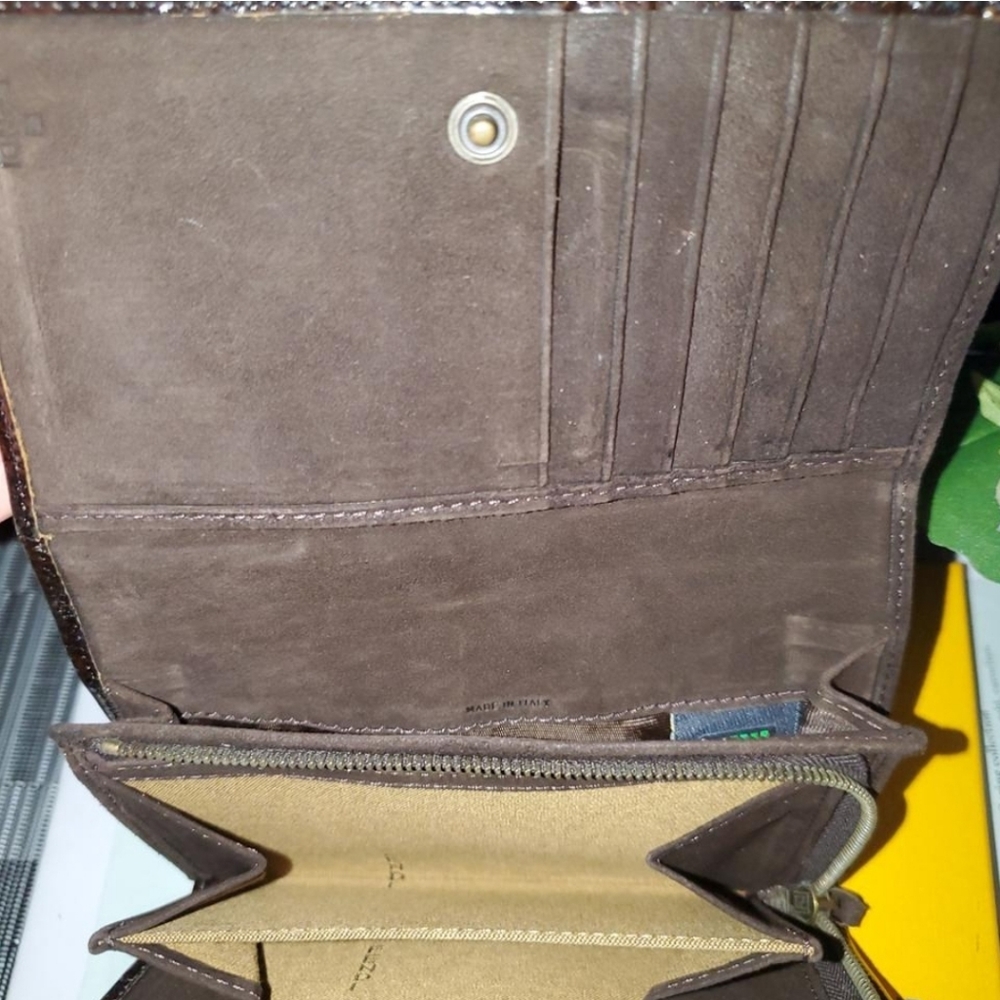 Fendi Brown Zucca Bifold Wallet, FIRM PRICE - Picture 6 of 12